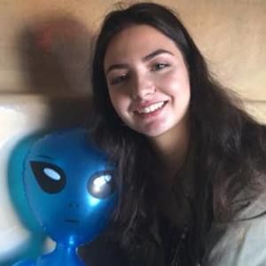 Meet your Posher, Daiana